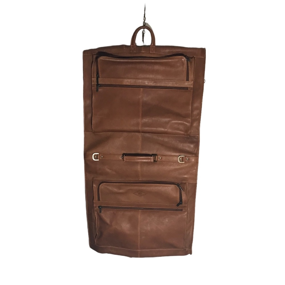 SUIT CARRIER